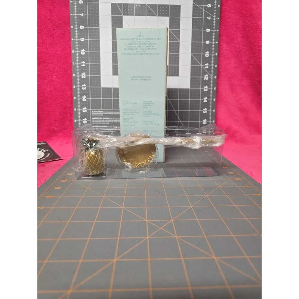 Partylite Island Escape Pineapple Candle Snuffer & Tray New in Box ~ Metal P8419 - Picture 8 of 8